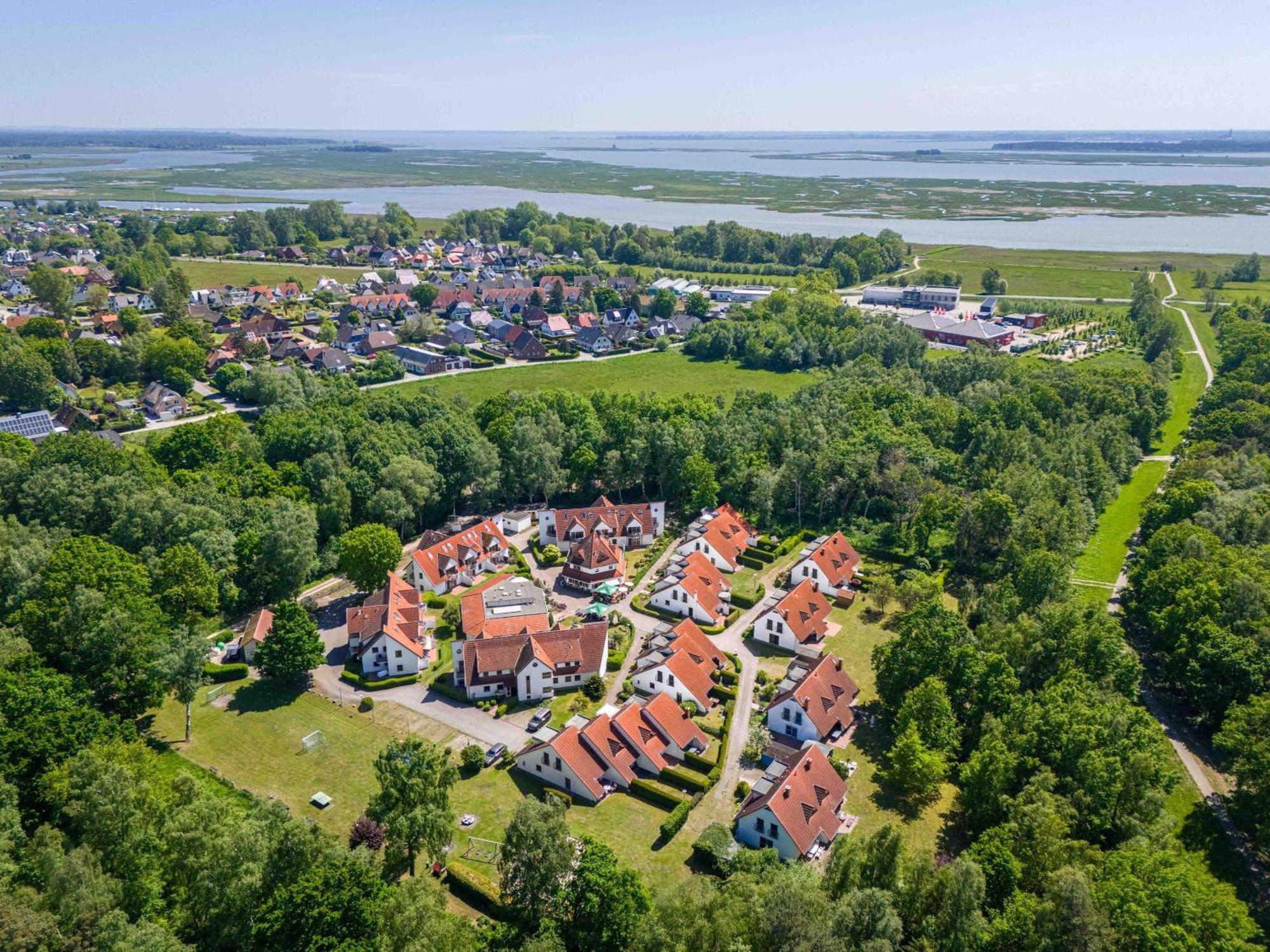 Ferienpark Freesenbruch Wohnung 4 4 - Seeschwalbe Zingst Exterior foto